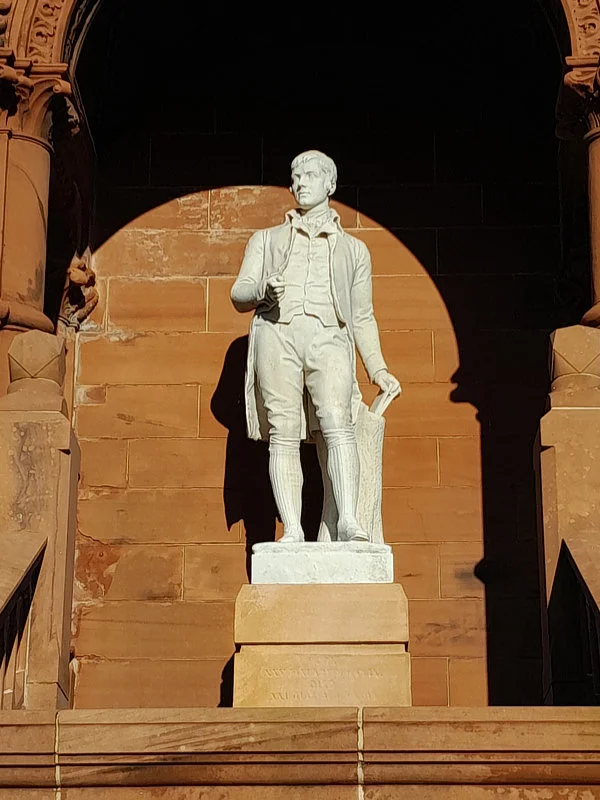 Burns Statue (2) Close-up of the Burns statue in Kilmarnock